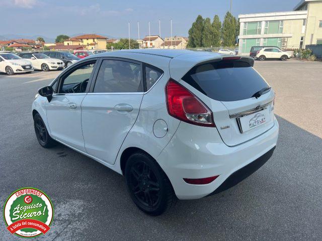 FORD Fiesta 1.5 TDCi 75CV 5 porte Titanium - PER NEOPATENTATO