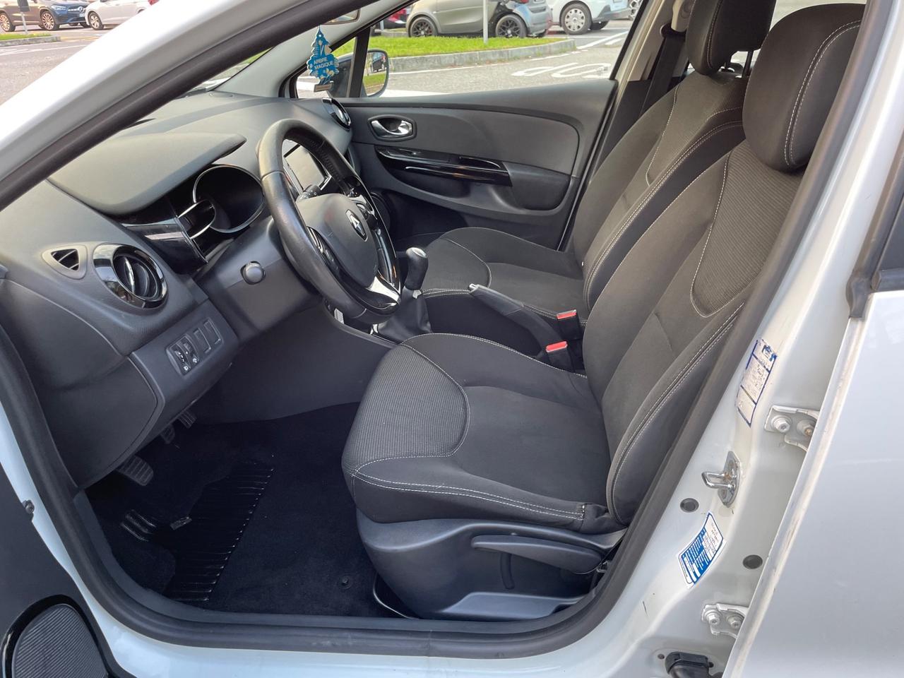 Renault Clio 1.2 75CV 5 porte Live*Neo patentati *