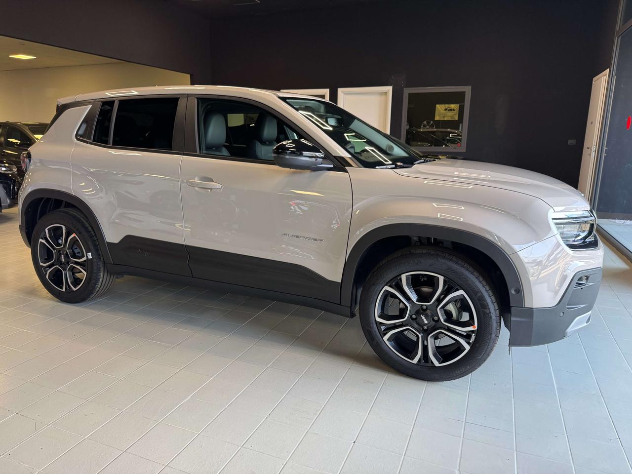 Jeep Avenger Avenger 1.2 turbo Summit fwd 100cv