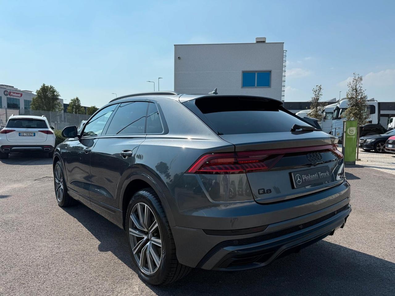 Audi Q8 50 TDI 286 CV quattro tiptronic Sport