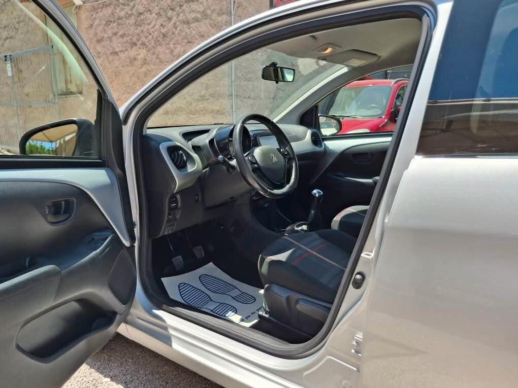 Peugeot 108 PureTech 82 5 porte Allure TOP!