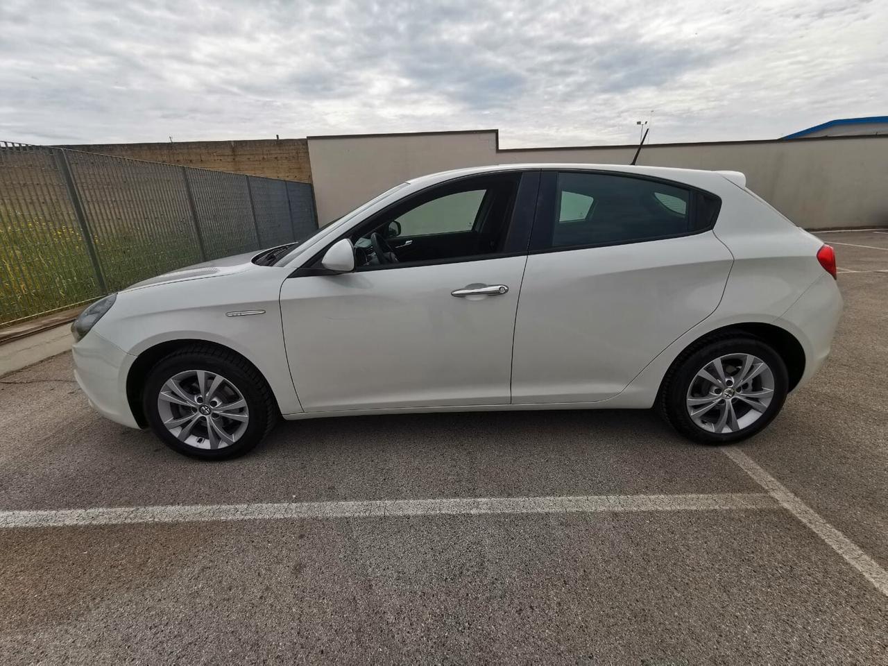 Alfa Romeo Giulietta 1.4 Turbo 105 CV Progression