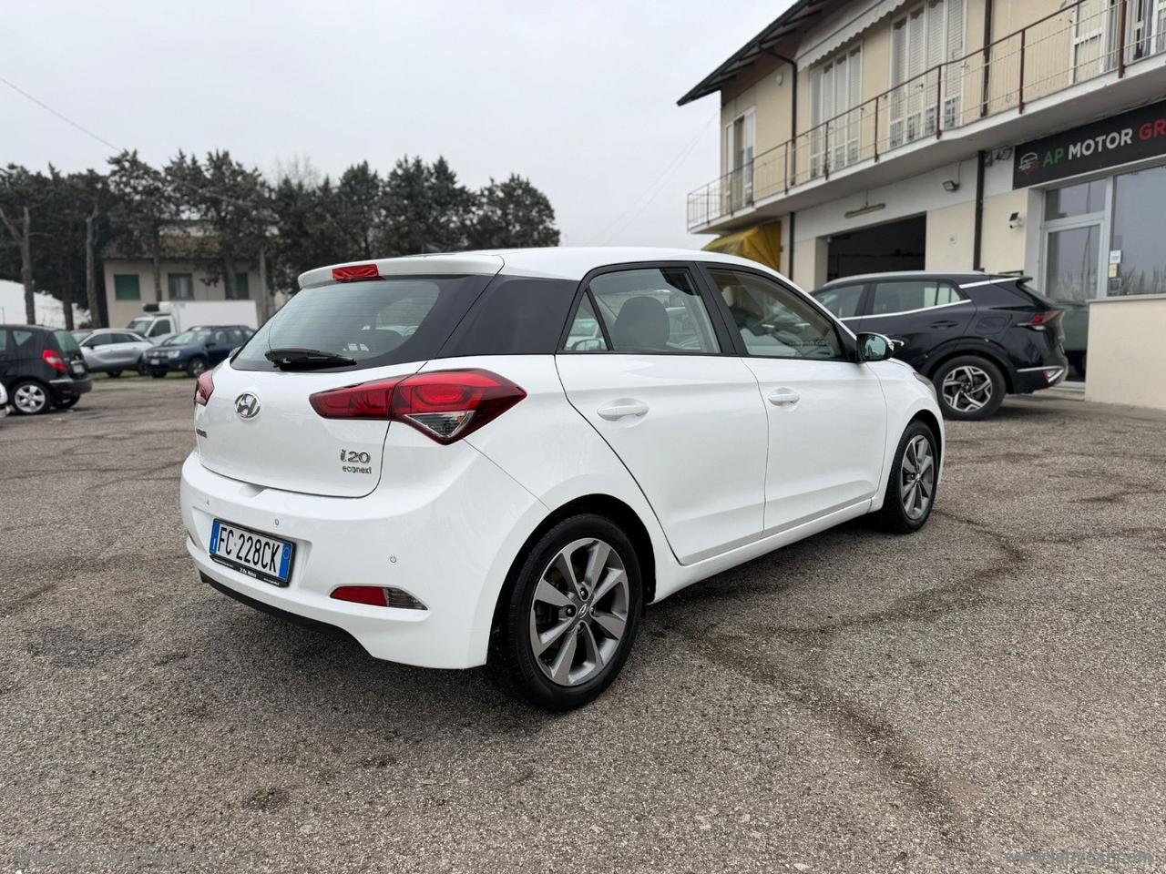 HYUNDAI i20 1.2 84 CV 5p. Econext Comfort