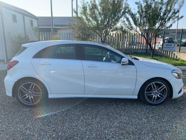 MERCEDES-BENZ A 180 d Automatic Premium