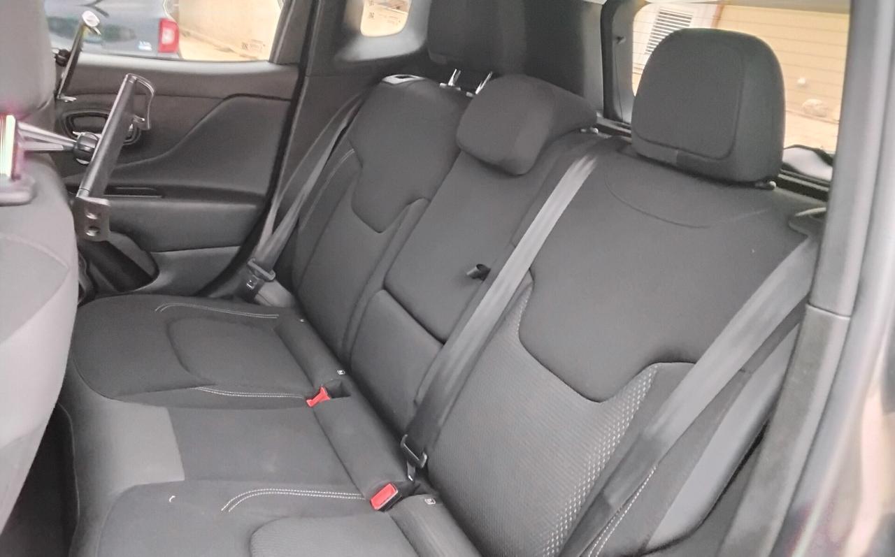 Jeep Renegade 1.3 T4 DDCT Limited