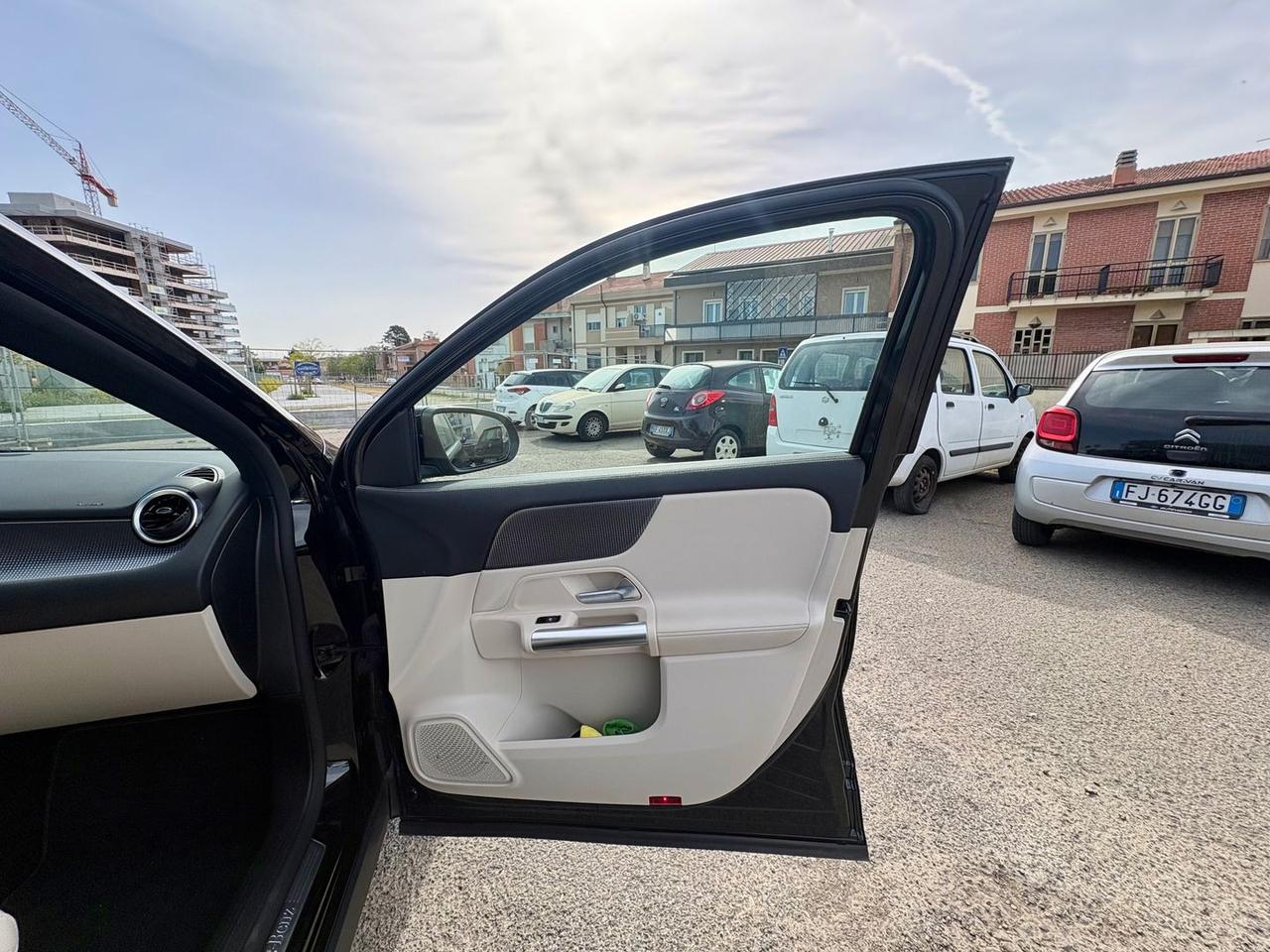 Mercedes-Benz GLA 180 Advanced Plus #10643