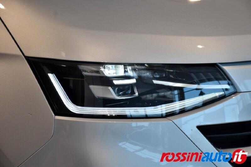 VOLKSWAGEN CARAVELLE T7 2.0 TDI 150 CV DSG LIFE 9 POSTI PC