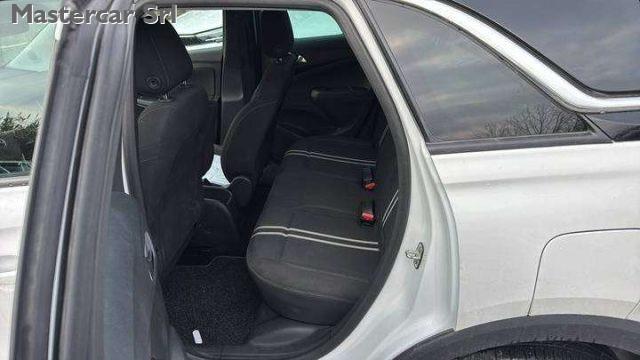 OPEL Crossland NEOPATENTATI 1.2 Elegance 130cv at6 TG : GT211MB