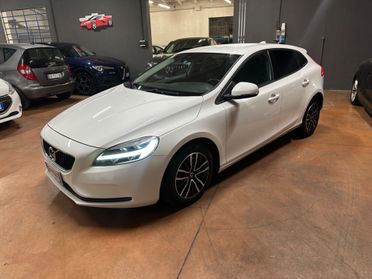 Volvo V40 D2 Geartronic Business Plus