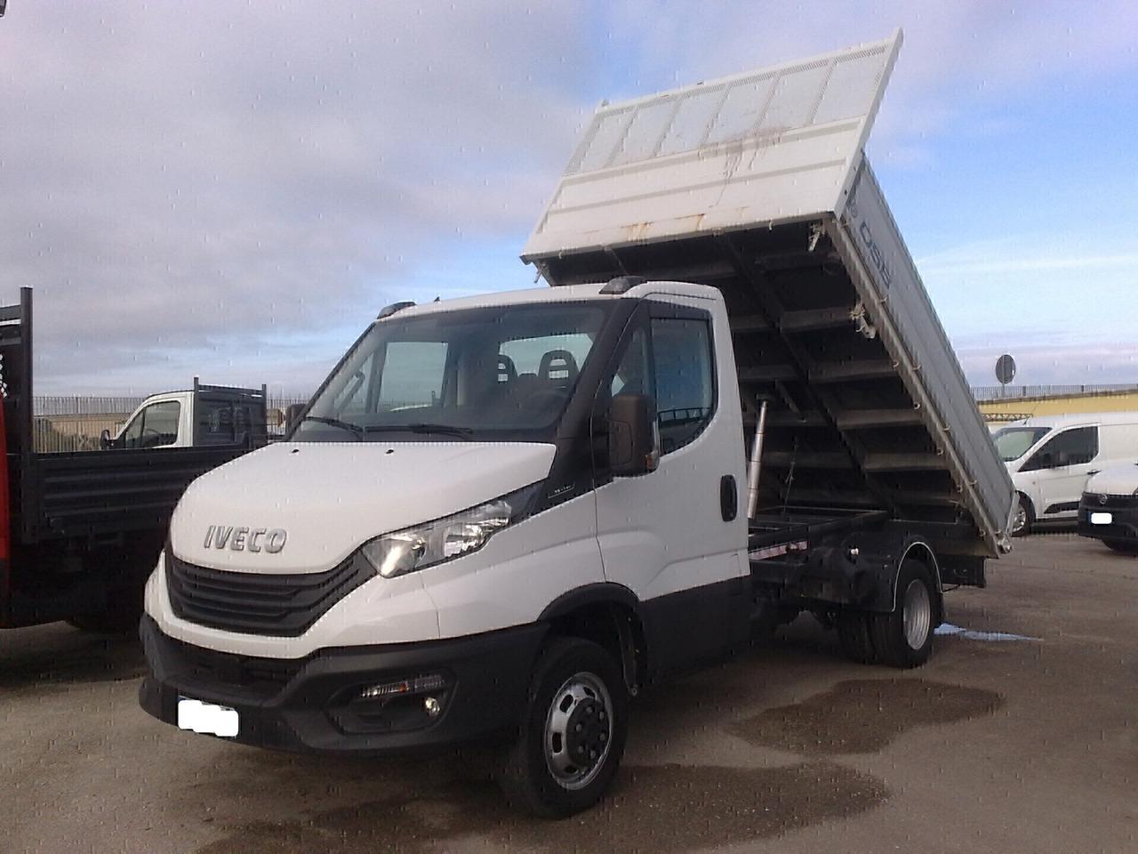 Iveco Daily 35c14 ribaltabile trilaterale - 2022