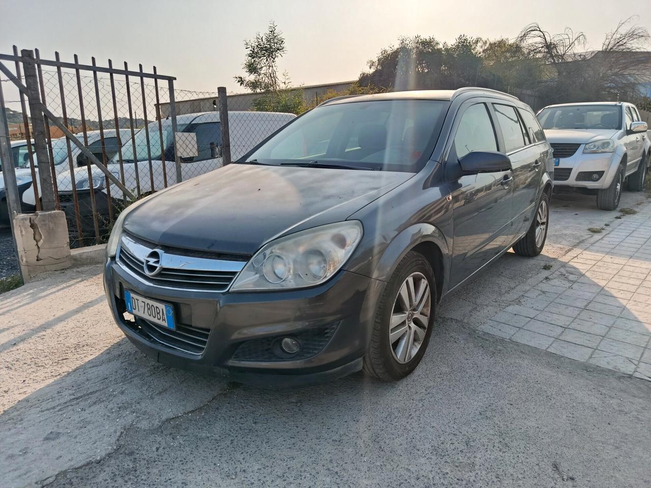 Opel Astra 1.7 CDTI 110CV Station Wagon Enjoy