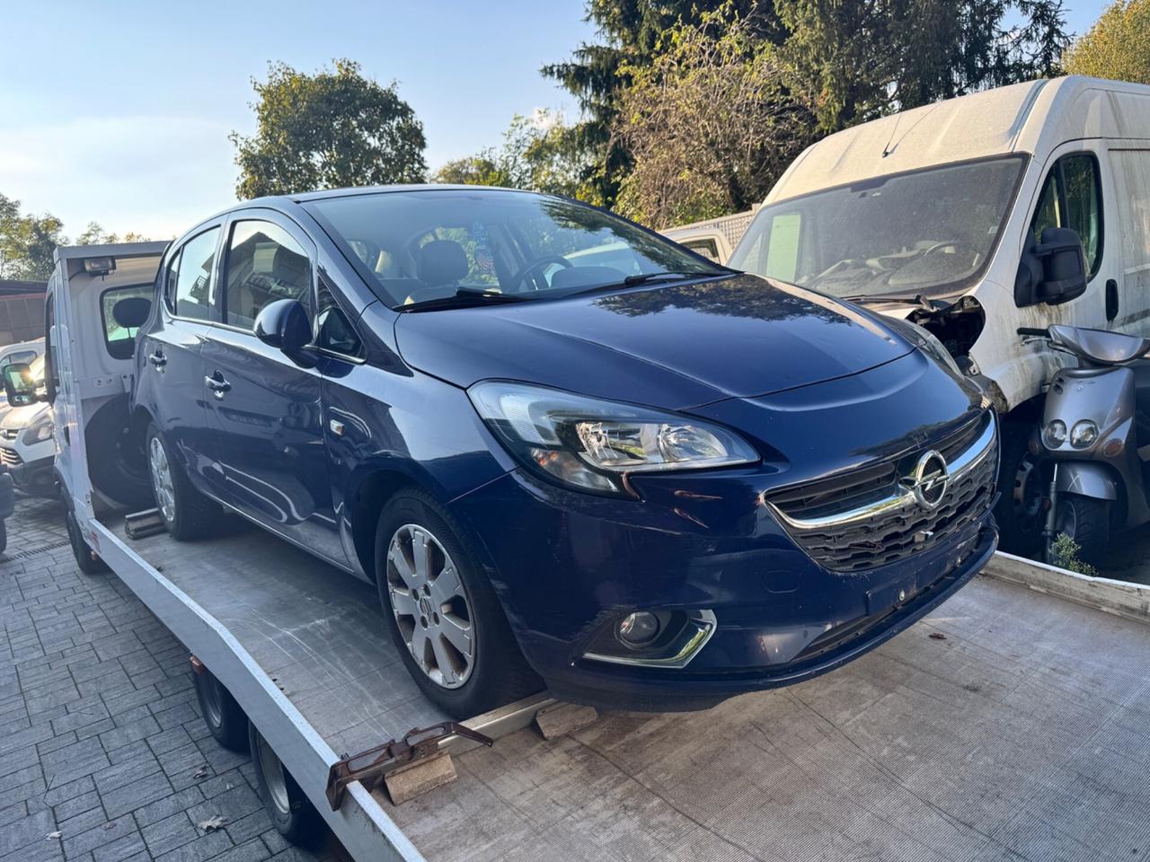 Opel Corsa INCIDENTATA