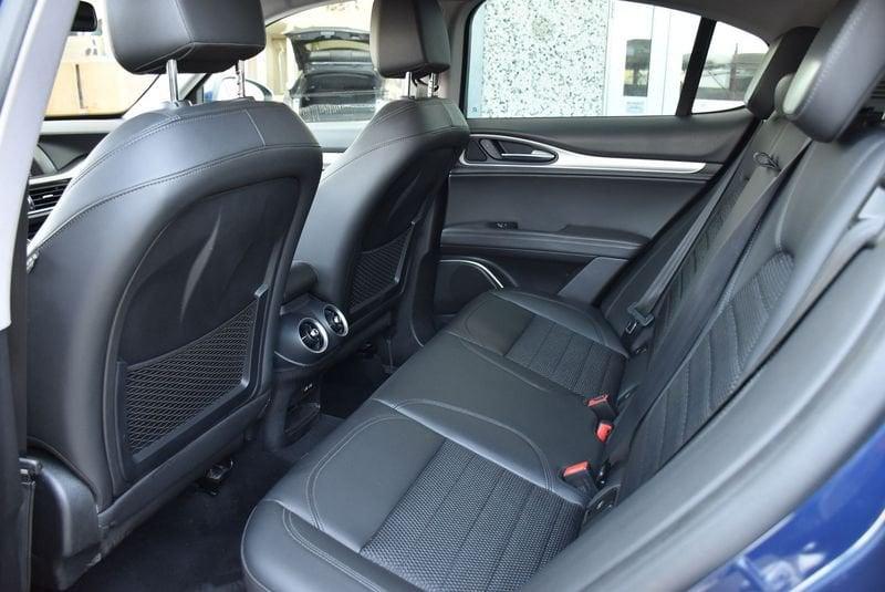 Alfa Romeo Stelvio 2.2 Turbodiesel 210 CV AT8 Q4 Executive