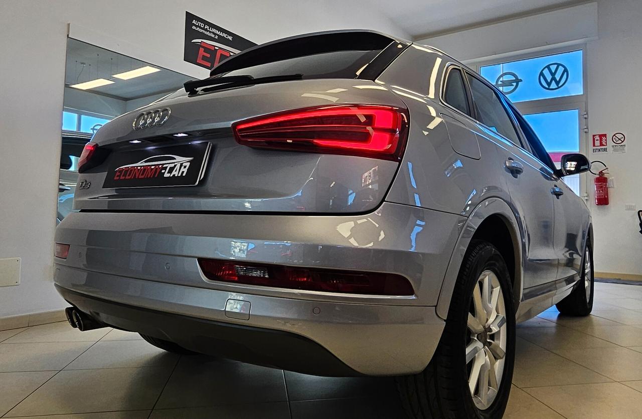 Audi Q3 2.0 TDI 120 CV Sport