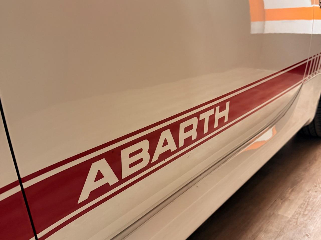 Abarth 595 con 165 CV Turismo 45.000 km