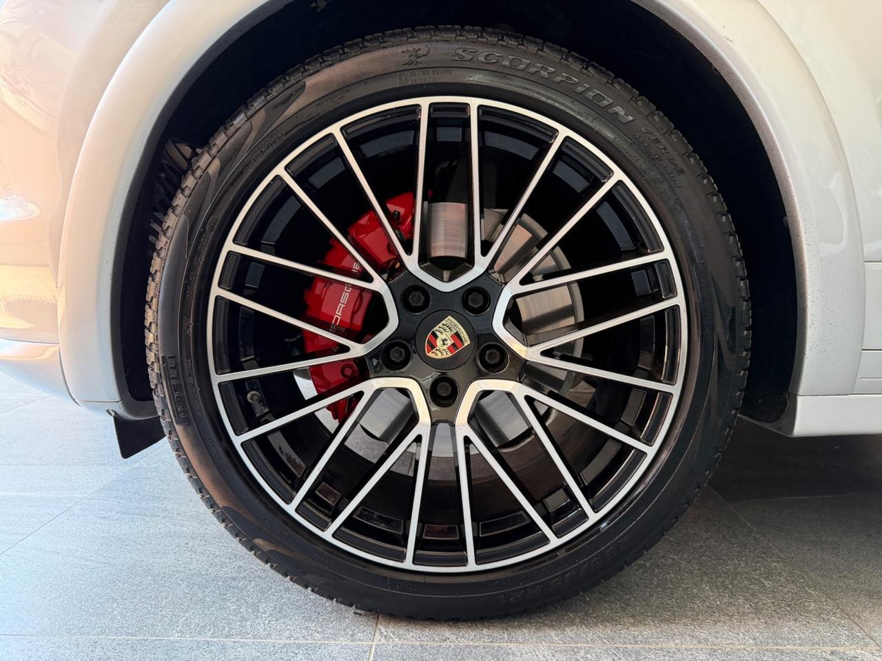 Porsche Cayenne 4.8 GTS