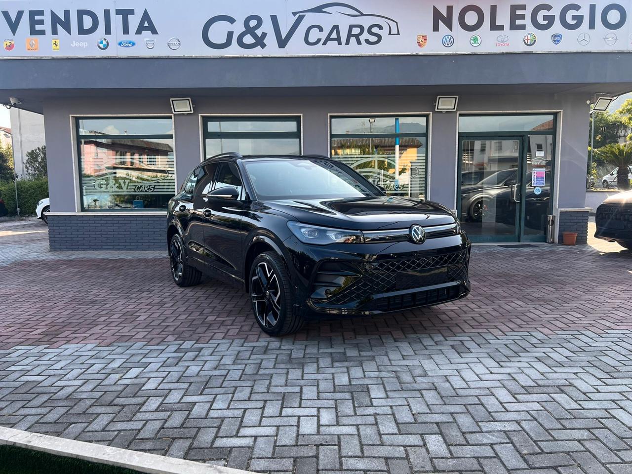Volkswagen Tiguan TDI ACC €19600 NOLEGGIO CON RISCATTO NO SCORING