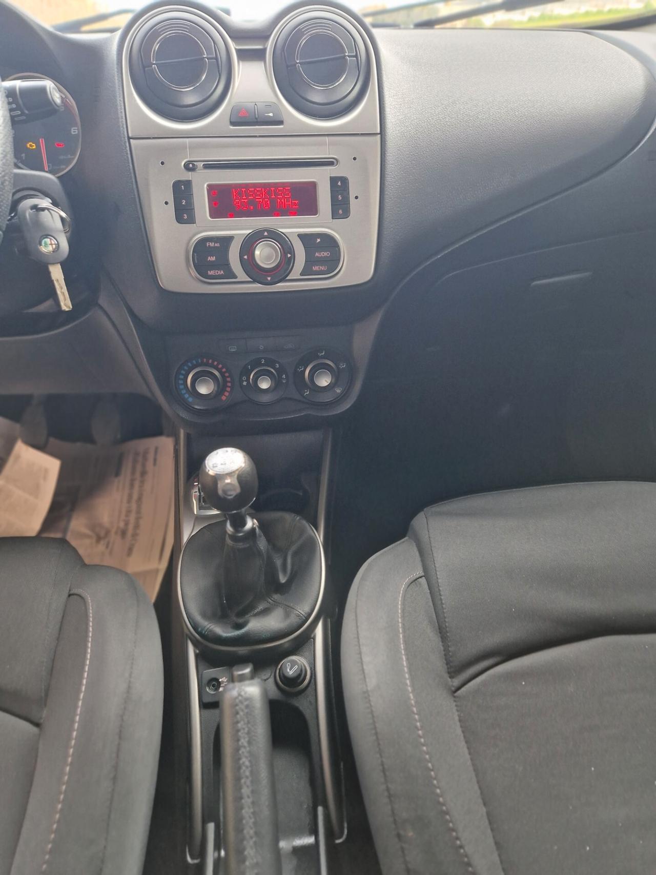 Alfa Romeo MiTo 1.3 JTDm-2 95 CV S&S Distinctive