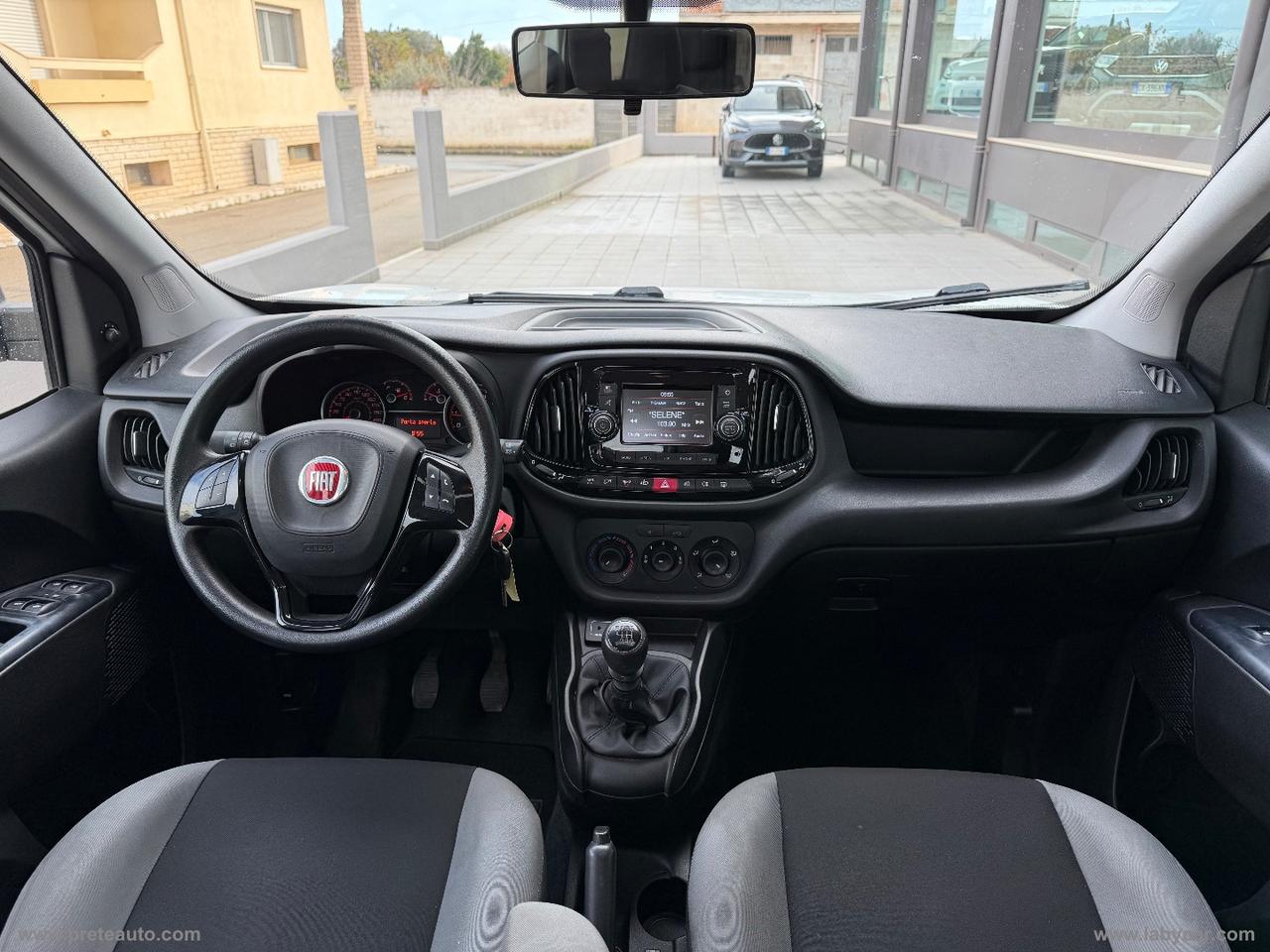 Doblò 1.6 MJT 120CV TETTO ALTO TRASPORTO DISABILI
