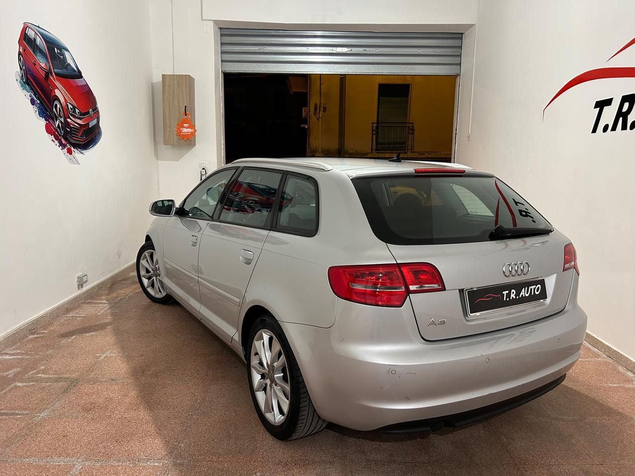 Audi A3 SPB 1.6 TDI 105 CV CR Ambition neopatentati