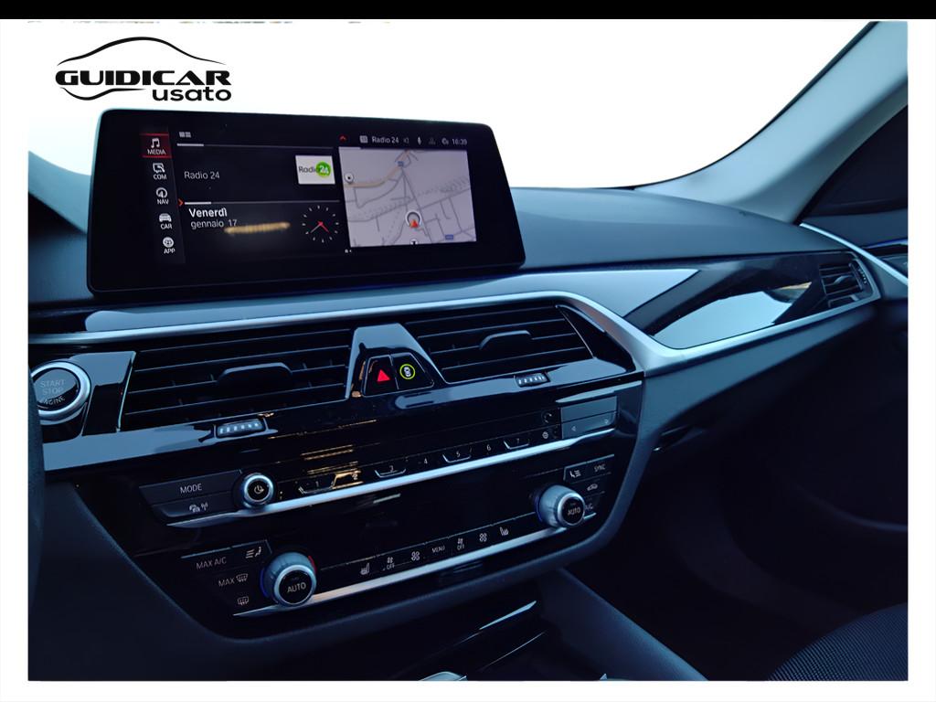 BMW Serie 5 G31 2020 Touring LCI - 520d Touring mhev 48V xdrive Luxury auto