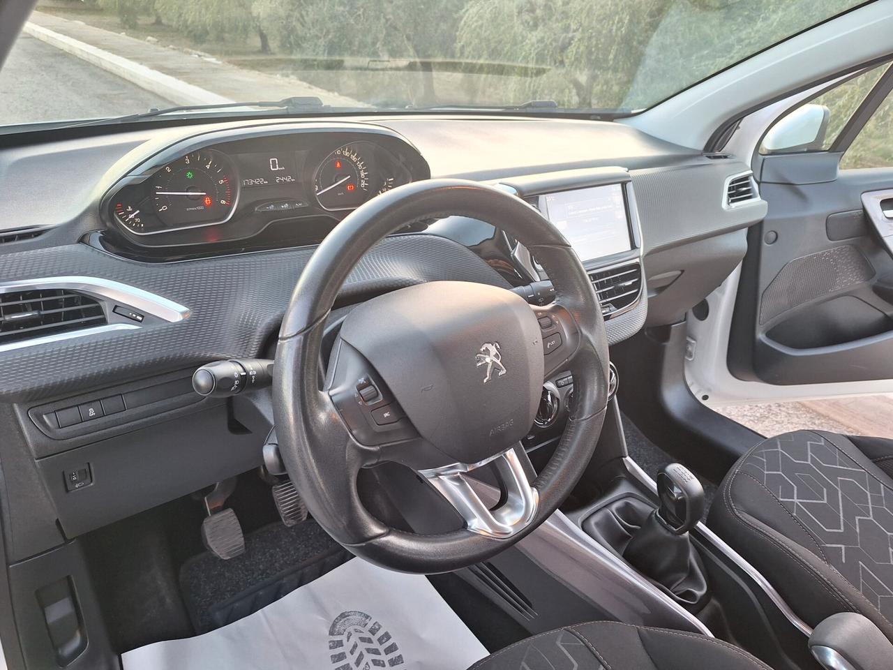 Peugeot 2008 1.4 HDi 68CV Active PERFETTA 2015