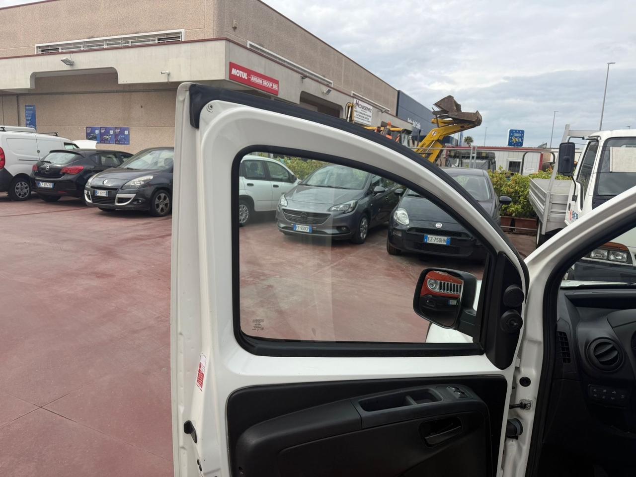 Fiat Fiorino 1.3 MJT 75CV JTD Basis Kasten