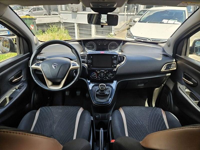 Lancia Ypsilon 1.0 FireFly 70cv Hybrid Alberta Ferretti