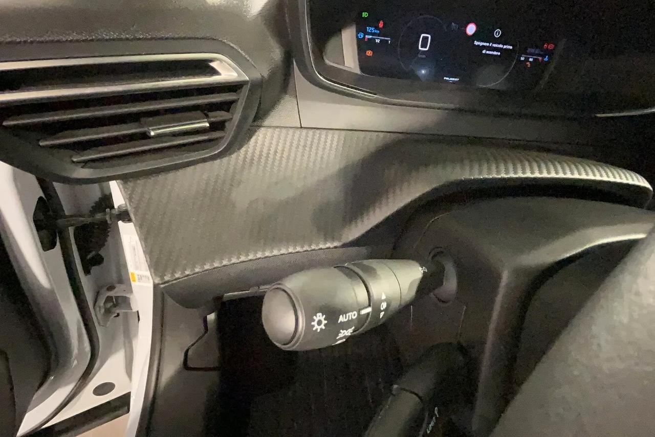 Peugeot 2008 PureTech 100 S&S Allure