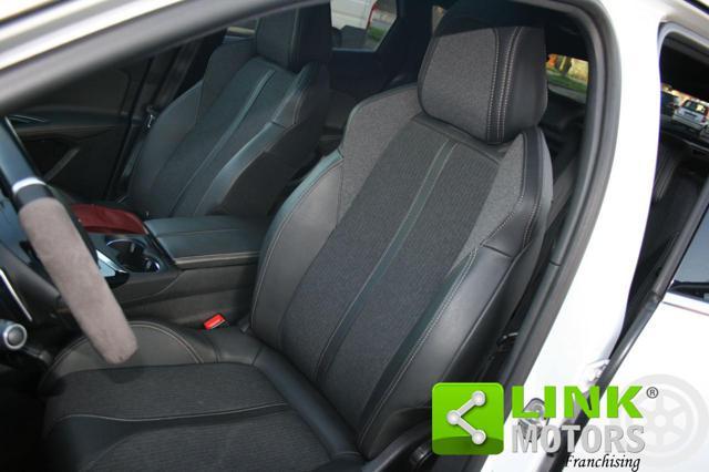 PEUGEOT 3008 PureTech Turbo 130 S&S EAT8 Allure