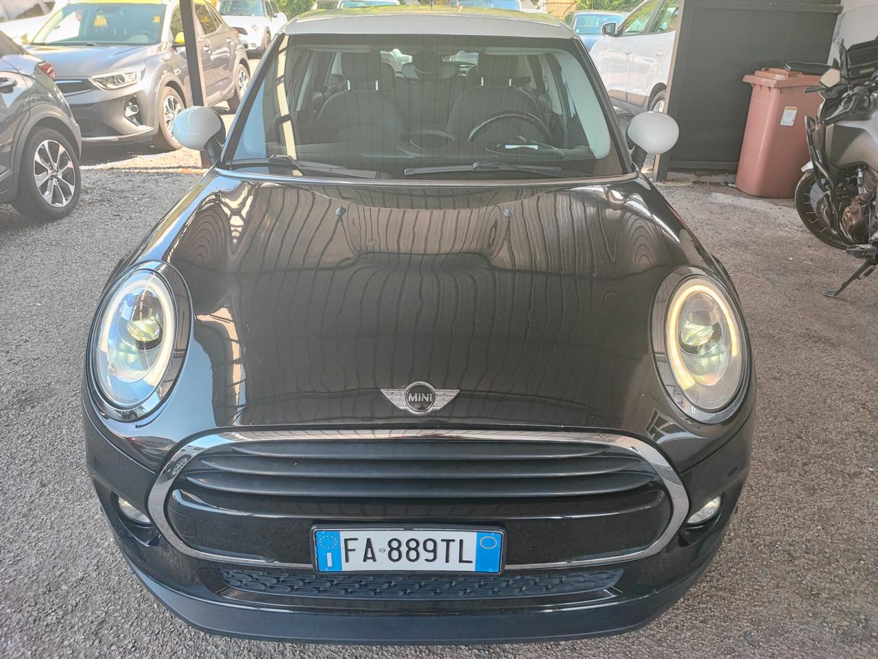 Mini 1.5 Cooper D Business XL