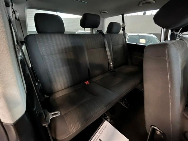 Volkswagen Caravelle 2.0 TDI 150CV 8 POSTI CAMBIO MANUALE