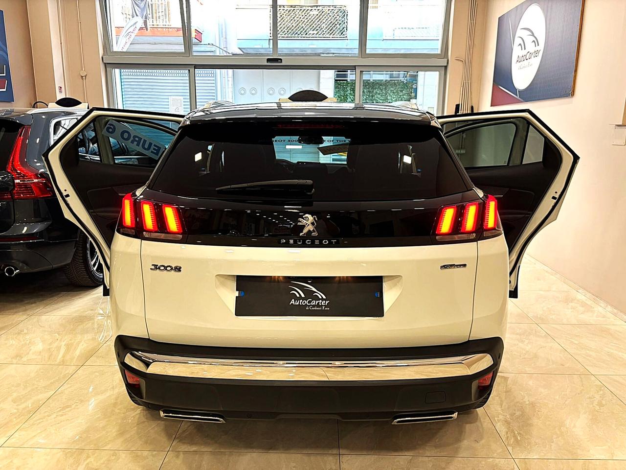 Peugeot 3008 1.6 Blue-HDI 120CV GT-LINE