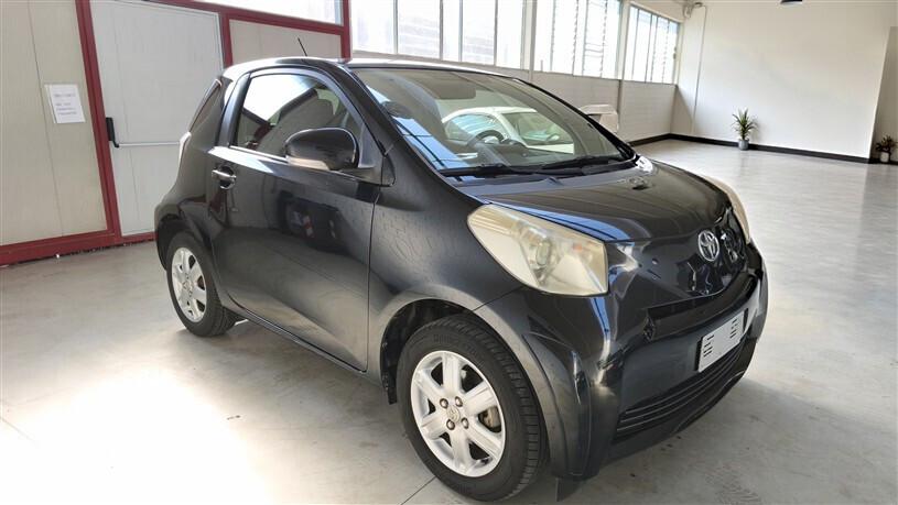 Toyota iQ 1.0 Sol
