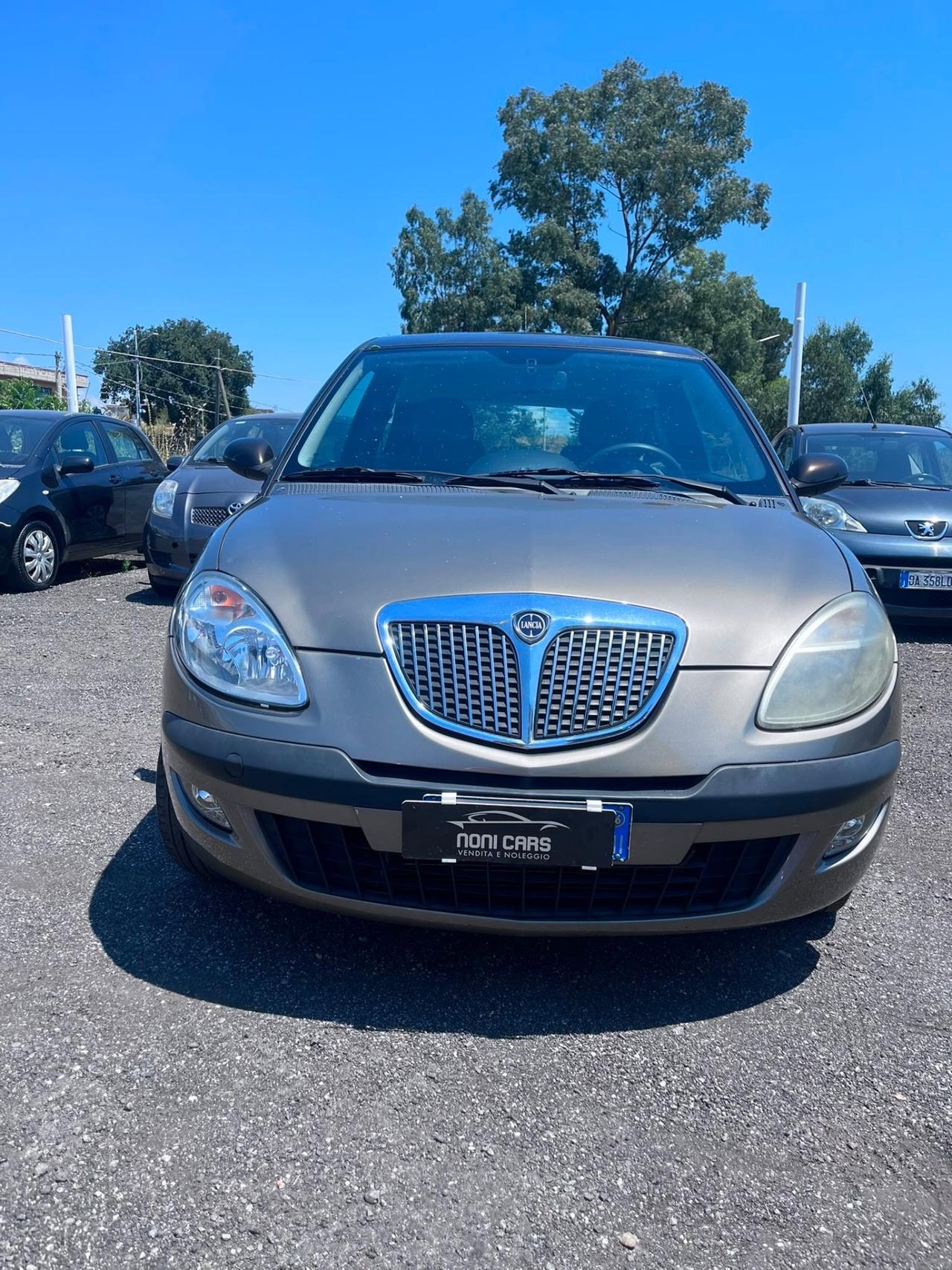 Lancia Ypsilon 1.2 Argento