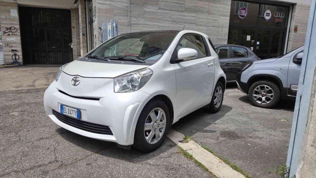 TOYOTA iQ 1.0 CVT Trend