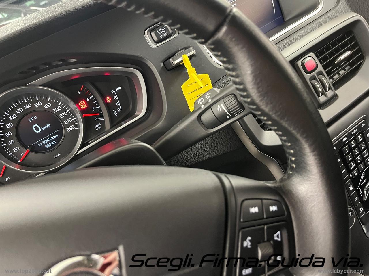 VOLVO V40 Cross Country D2 Geartronic Business