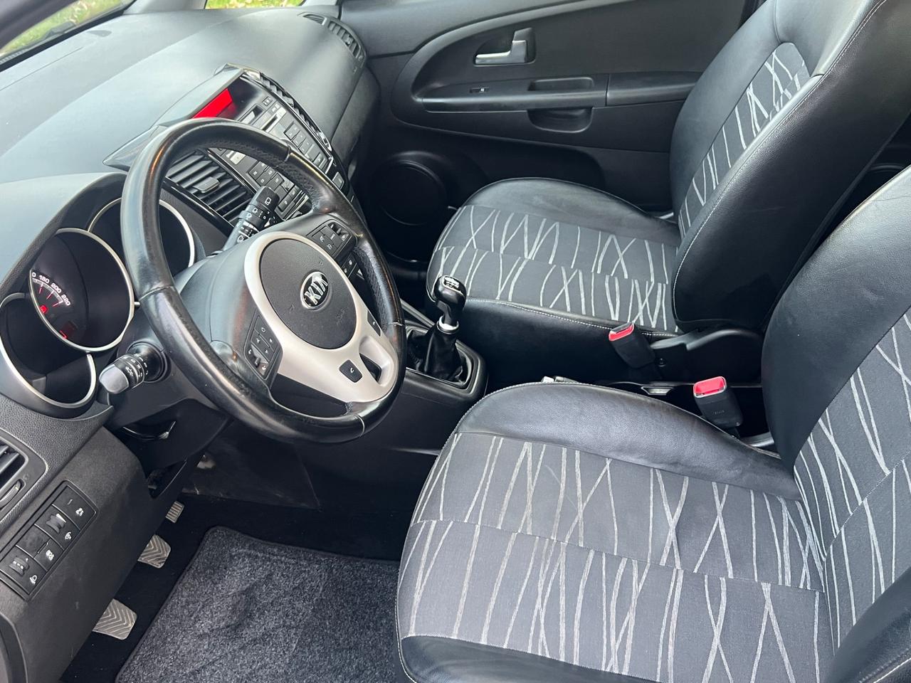 Kia Venga 1.4 CVVT 90CV UNICO PROP neopatentati