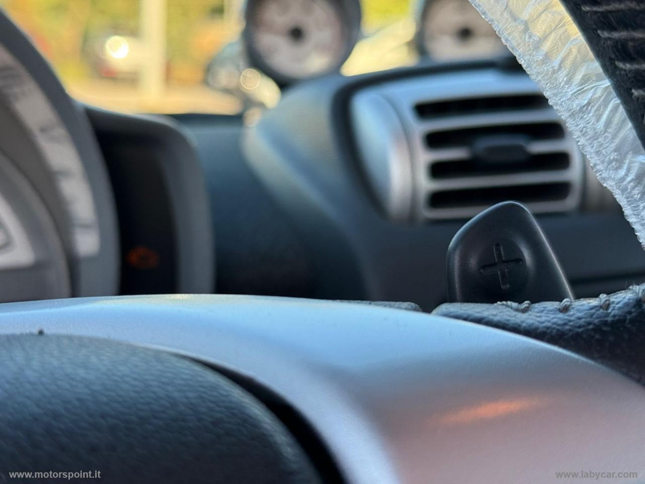 SMART fortwo 800 33 kW coupé passion cdi