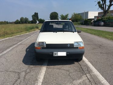 Renault R 5 GTL, ESENTE BOLLO, ASSICURAZIONE E PASSAGGIO RIDOTTI