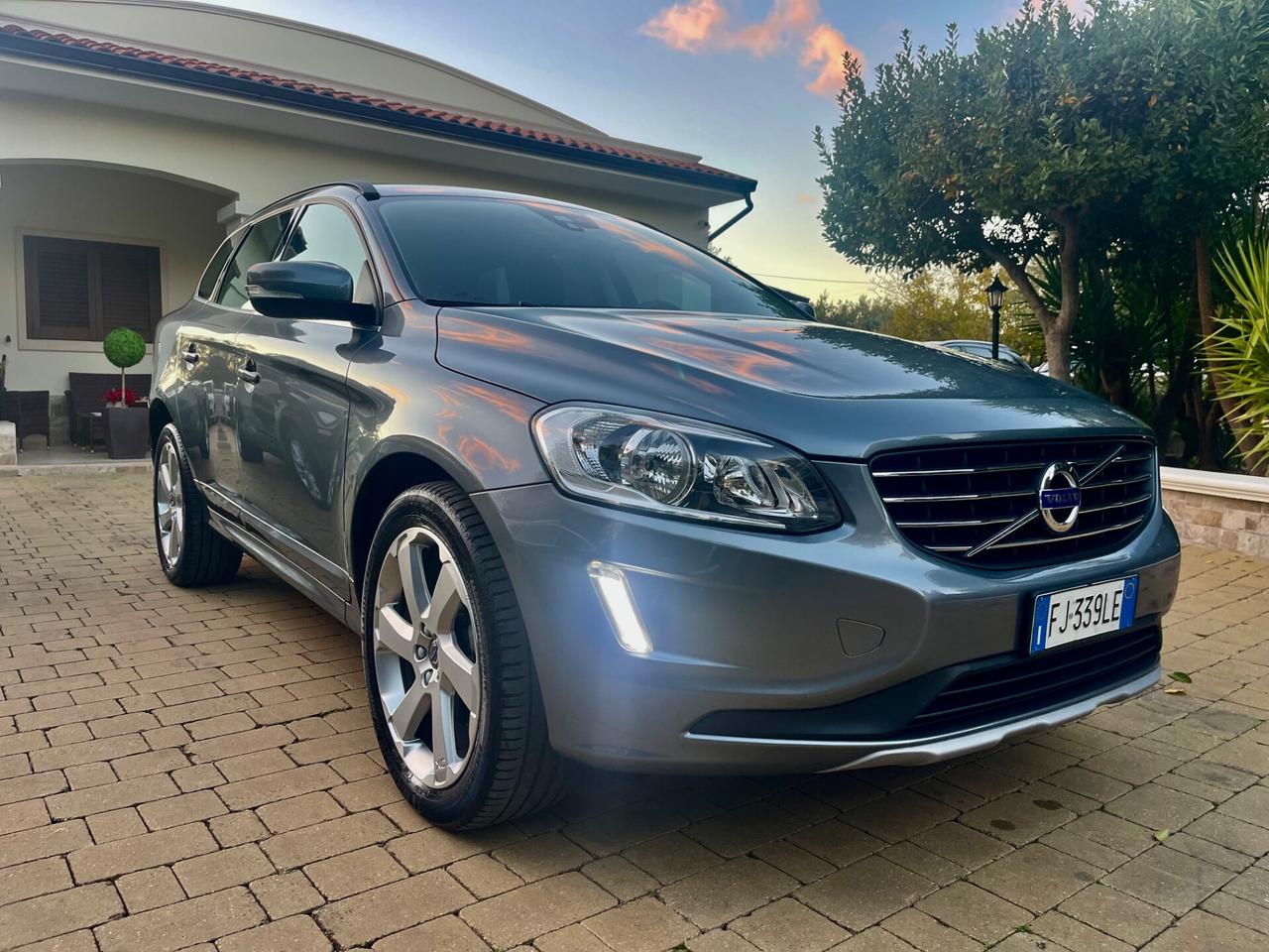 VOLVO XC60 2.0 D3 GEARTRONIC FULL LED MY17