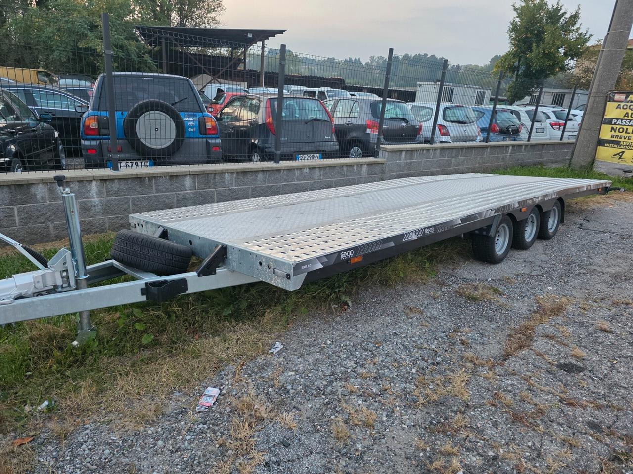 Carrello nuovo da immatricolare