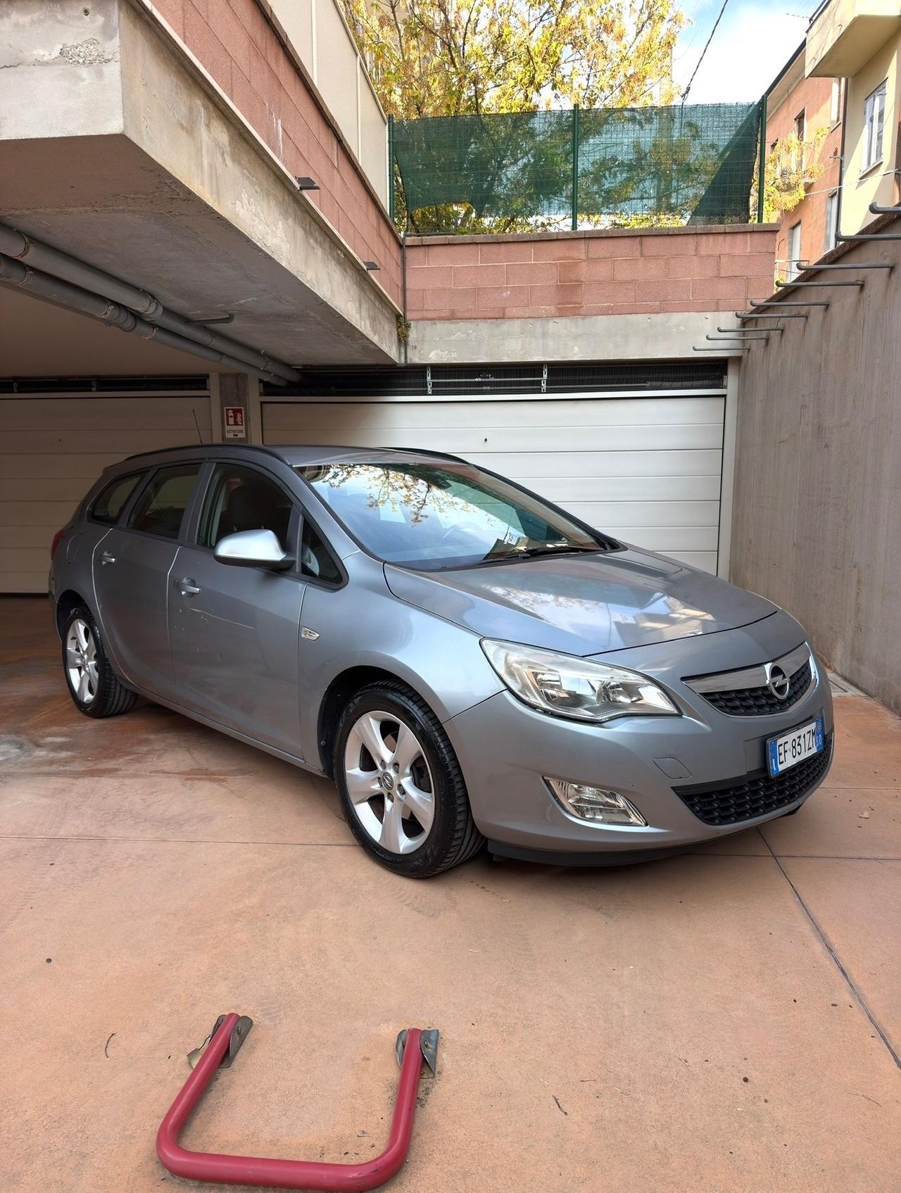 Opel Astra 1.7 CDTI 110CV Sports Tourer Elective