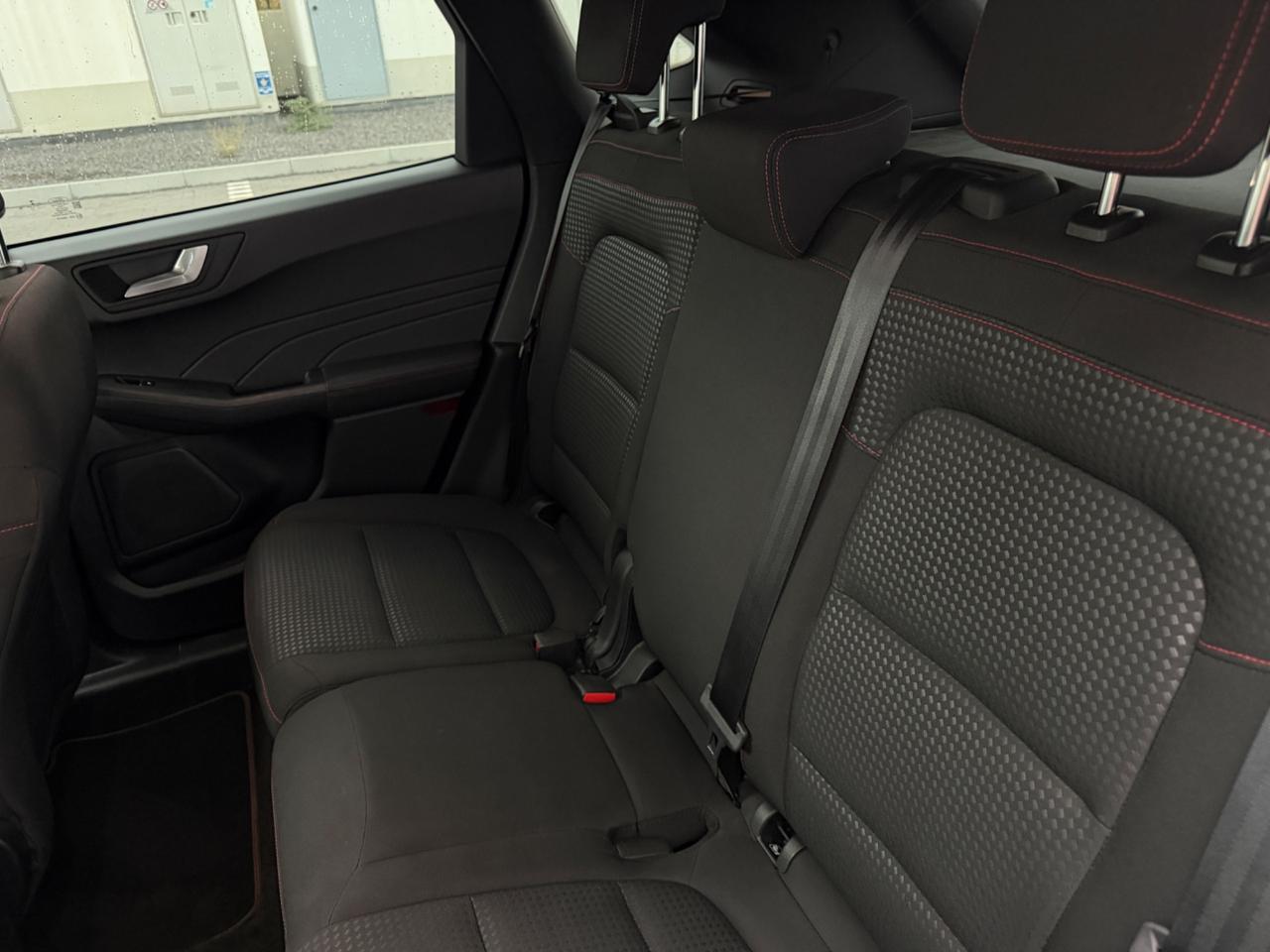 Ford Kuga 2.5 Full Hybrid 190 CV ST-Line