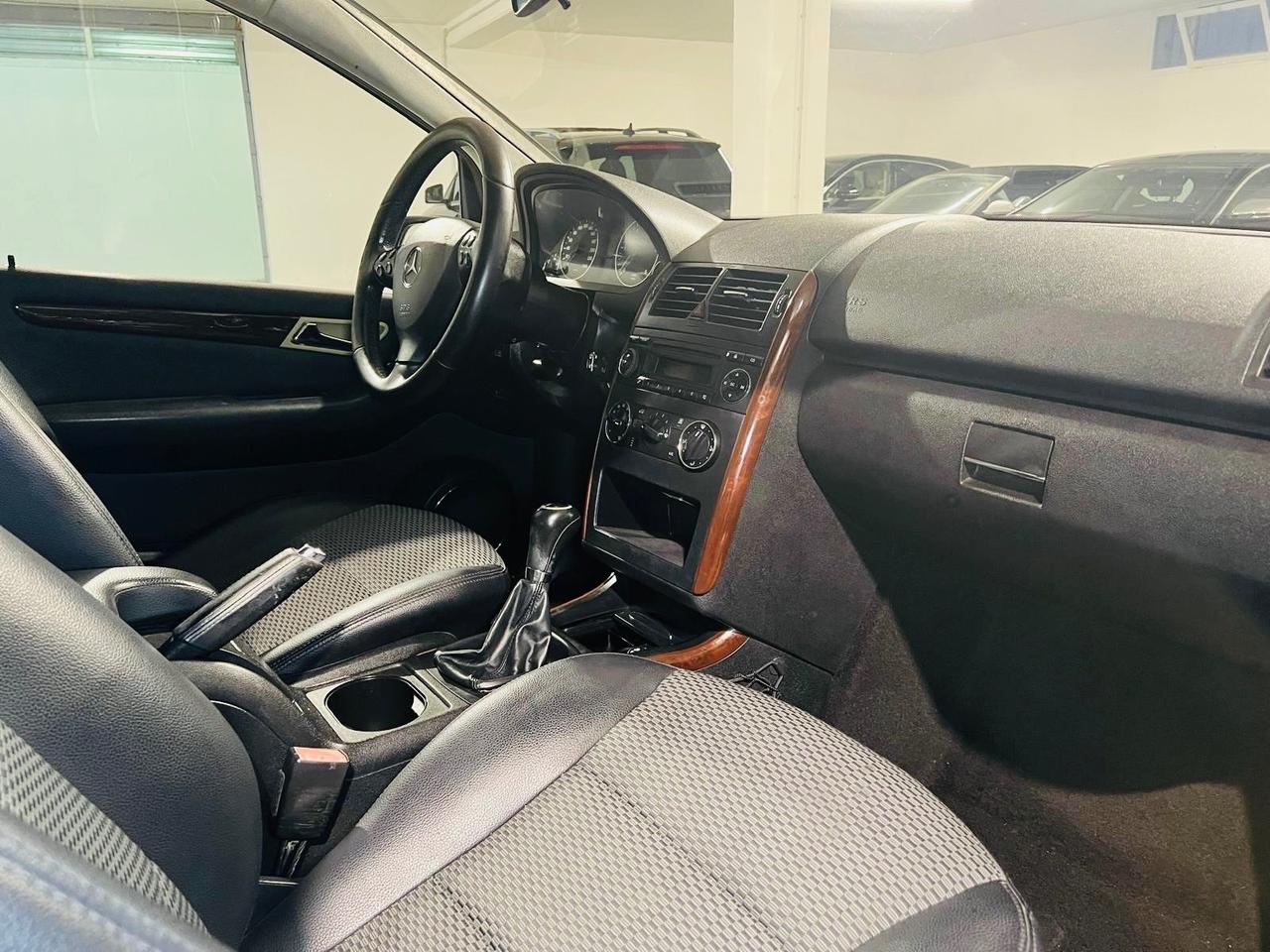 Classe A-180 d*109CV* (cdi) *MANUALE*