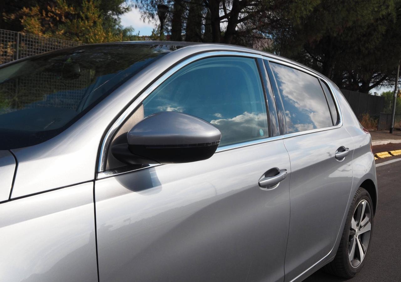 Peugeot 308 BlueHDi 120 S&S Allure