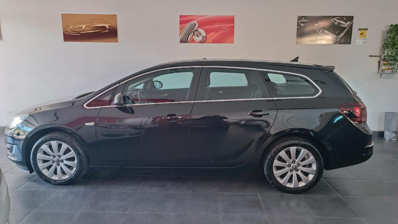 Opel Astra 1.4 Turbo 140CV Sports Tourer GPL Tech Cosmo