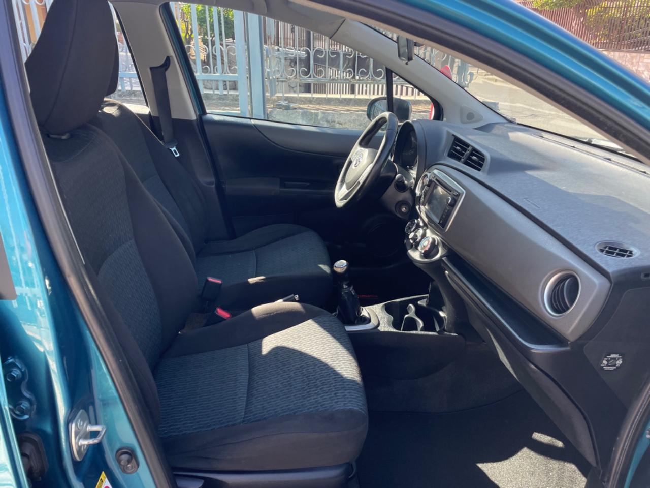 Toyota Yaris 1.0 5 porte