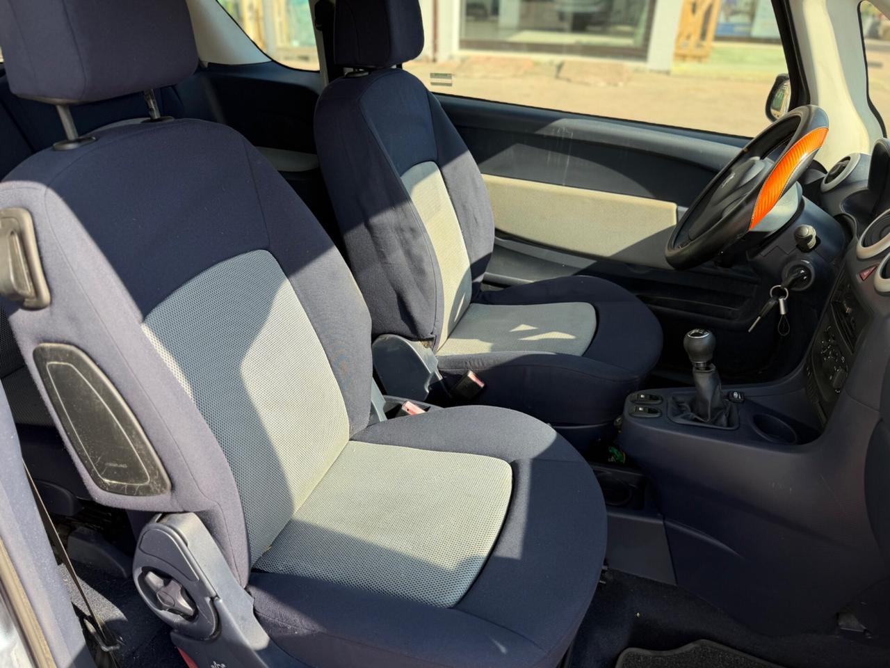Peugeot 1007 1.6 Trendy 2Tronic