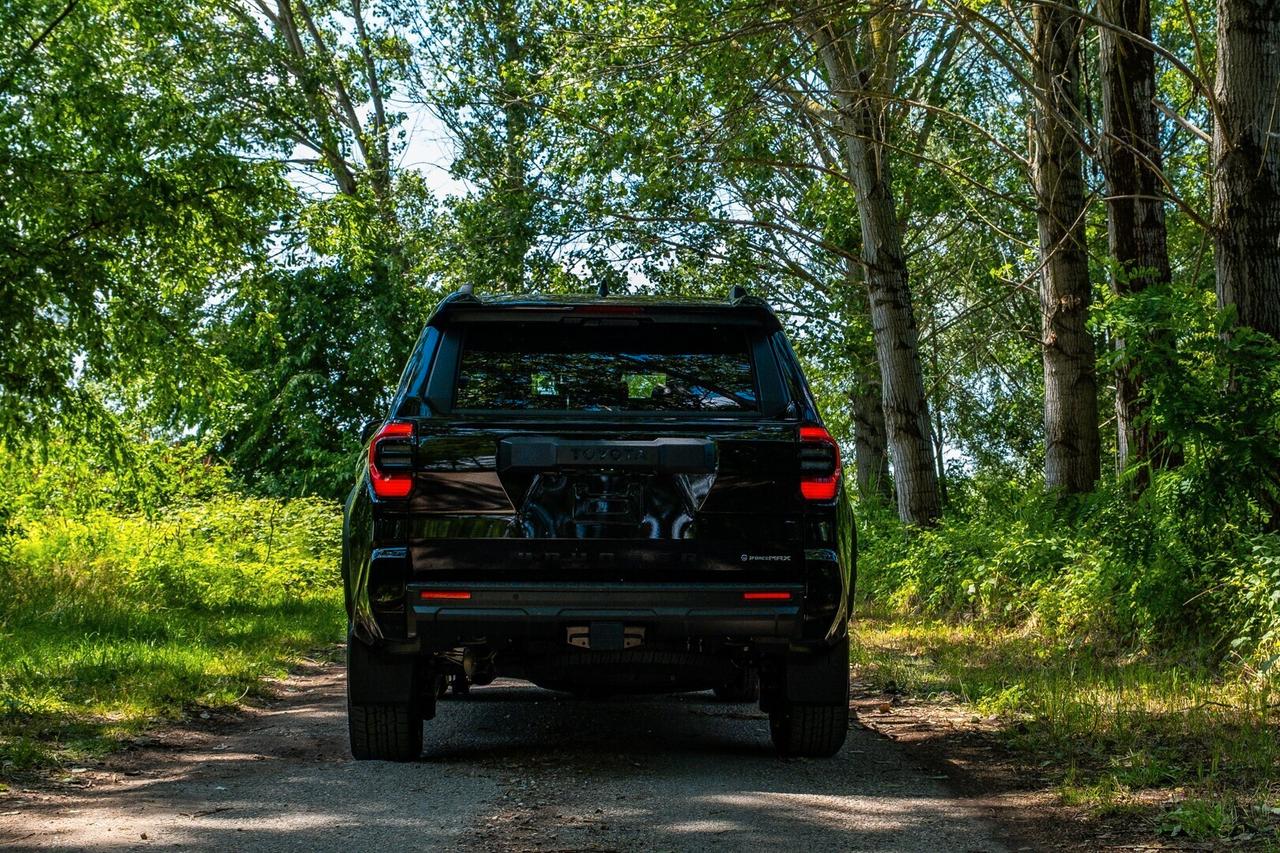 Toyota 4-Runner TRD Off-Road Hybrid